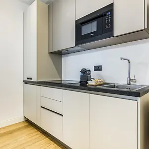 شقة Beplace In San Babila, ميلان